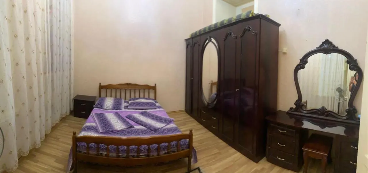 דירה באקו Center 3 Bedrooms Nizami Vidadi Street